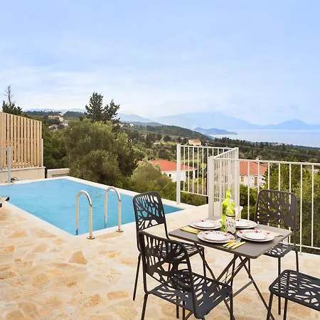 Magganos Sunset Villa